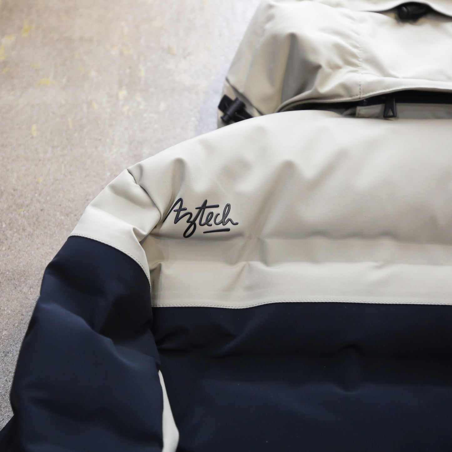 men’sアウター ダウンジャケット AZTECH MOUNTAIN /アズテックマウンテン