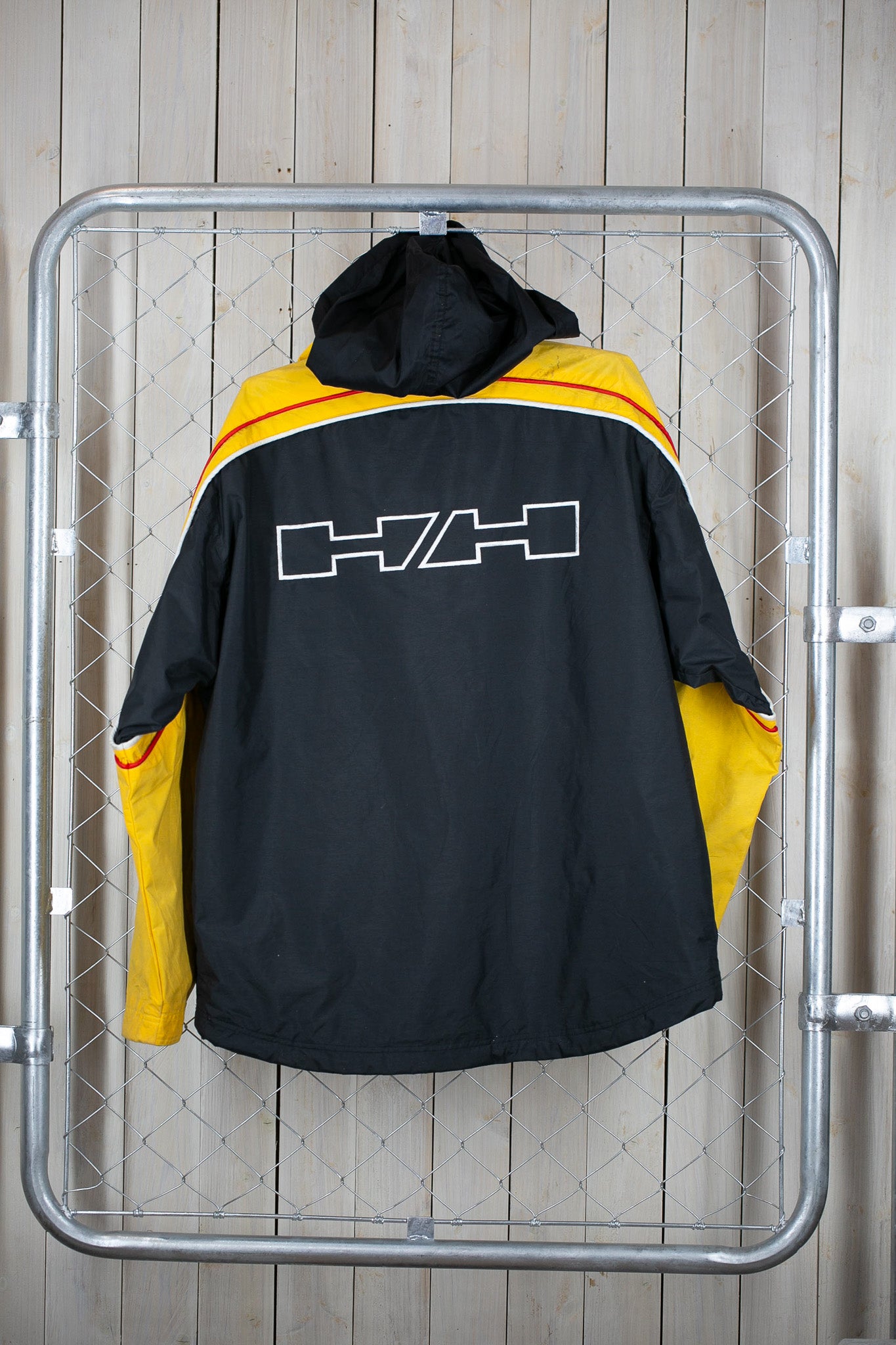 men’sアウター ナイロンジャケット フード収納 ロゴ刺繍 HELLY HANSEN /ヘリーハンセン