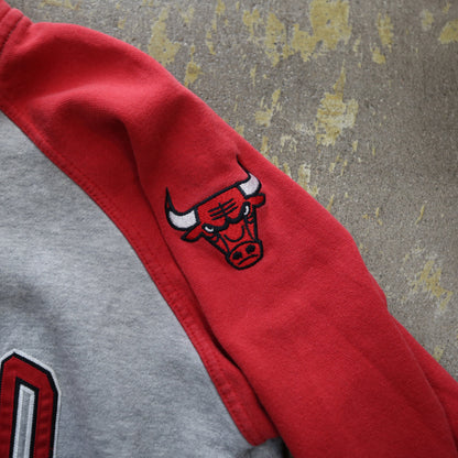 men’sスェット　ハーフジップスウェット　NBA　CHICAGO BULLS シカゴブルズ　タグなし