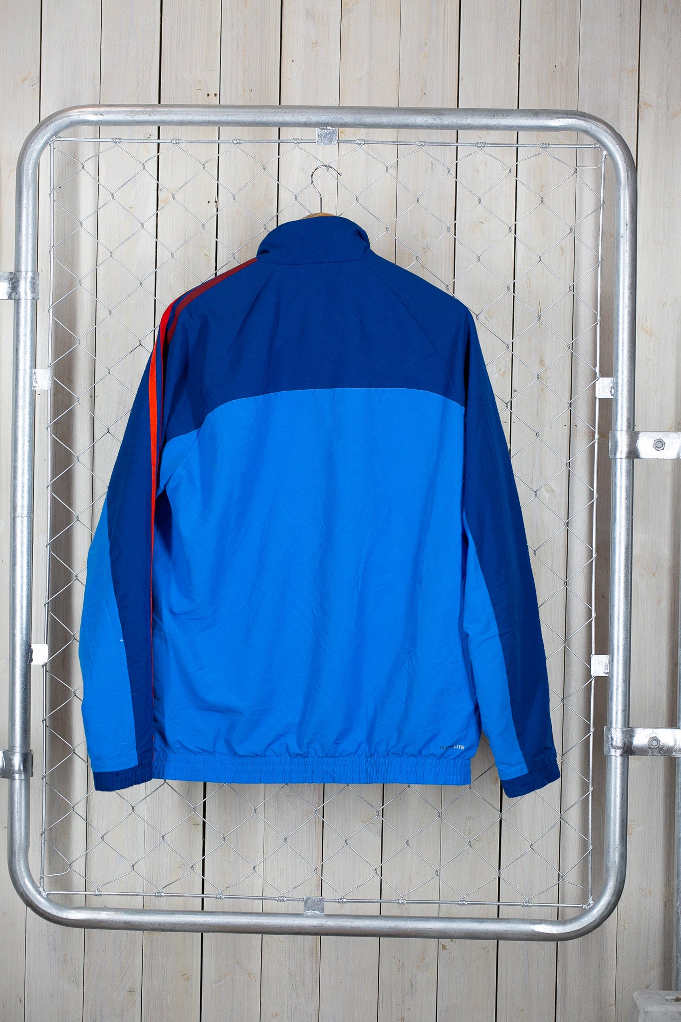 men’sアウター　ナイロンジャケット　シャカシャカ　adidas /アディダス